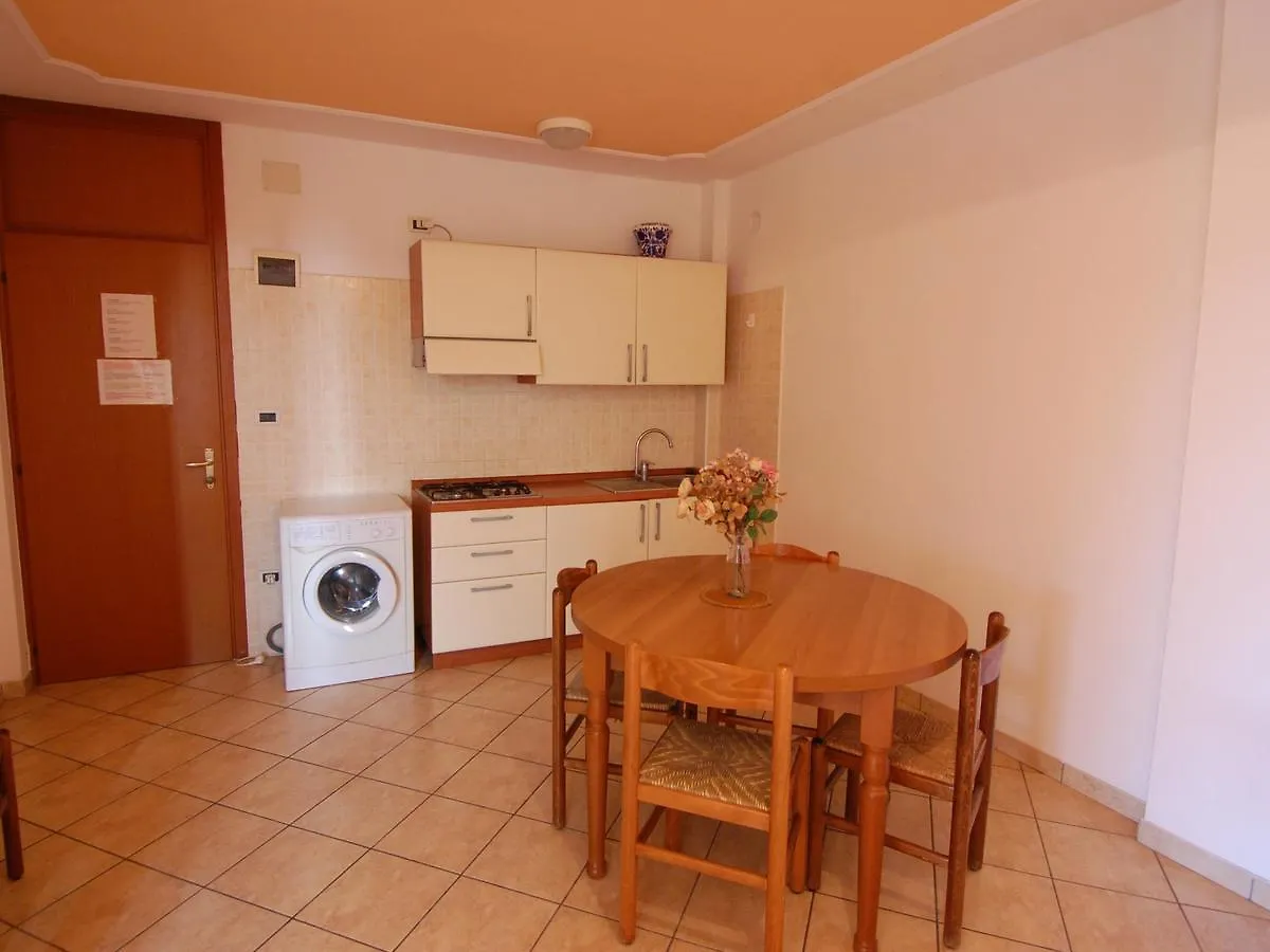 Locazione Turistica Zefrido 11 Hotel Rosolina Mare Apartment